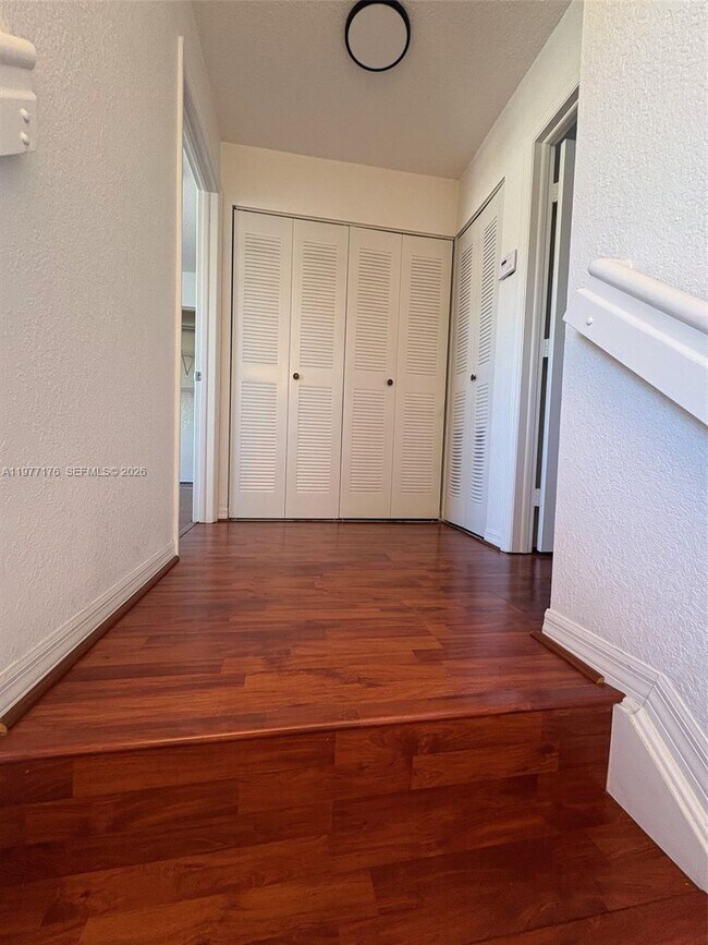 Building Photo - 7664 NW 182nd Terrace