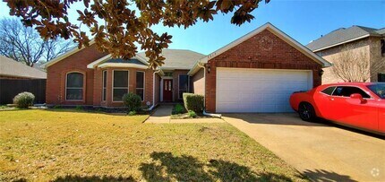 Building Photo - 5213 Valleydale Dr