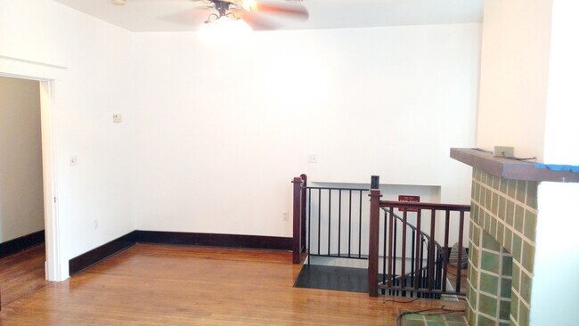 Building Photo - 144 Wabash St