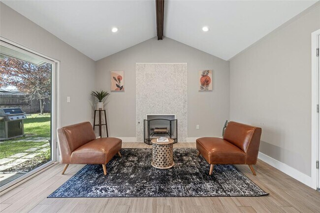 Building Photo - 1505 Westbury Trail
