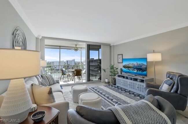 Building Photo - 5 Bluebill Ave