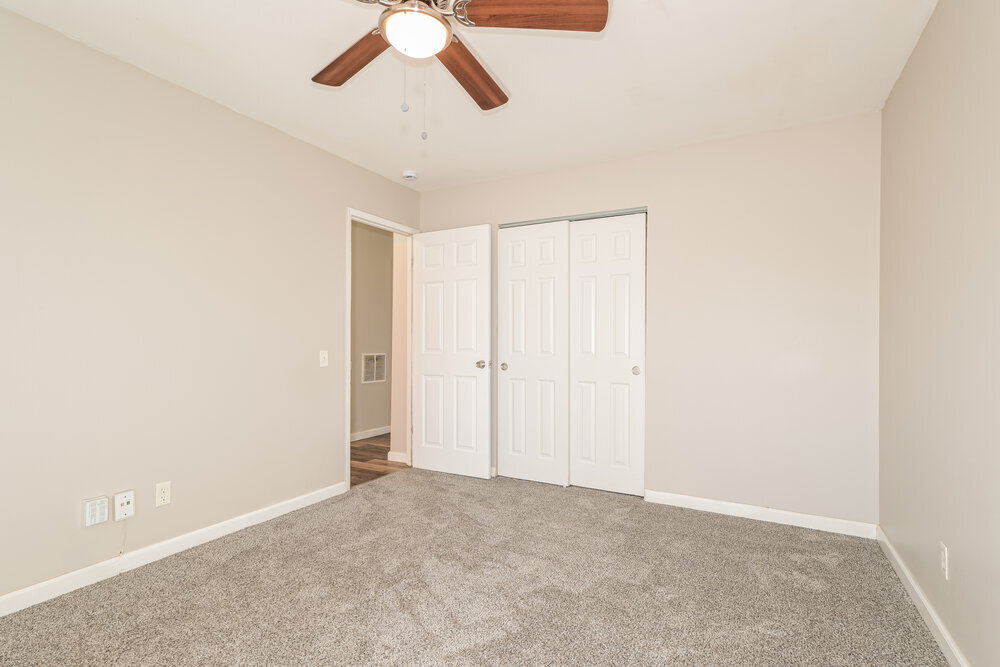 Building Photo - 2014 Mantilla Ln