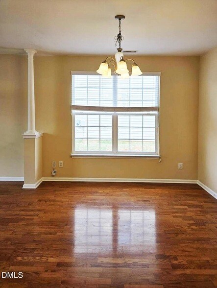 Building Photo - 105 Chandler Springs Dr