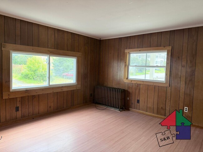 Building Photo - 831 Graniteville Rd