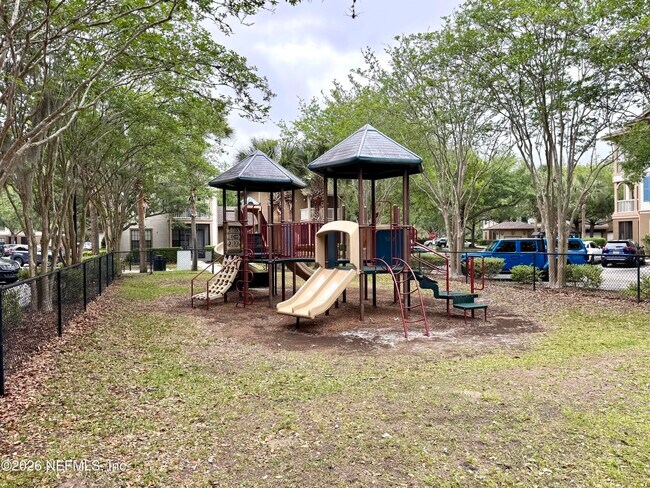 Building Photo - 12700 Bartram Park Blvd