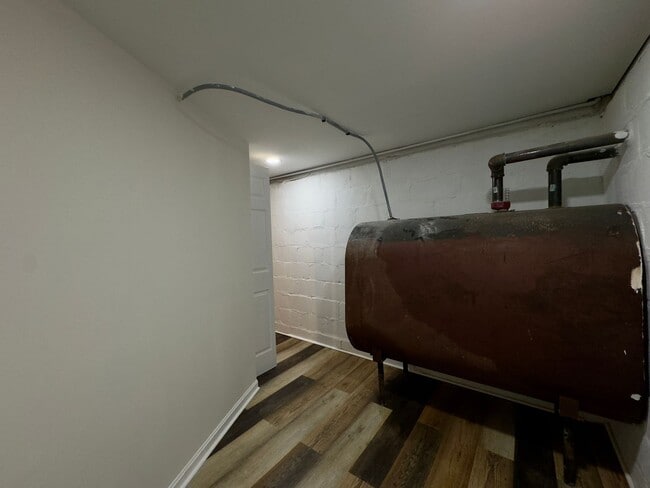 Building Photo - Charming 3 Bedroom/2 Bathroom Home in Spark Glencoe, MD!