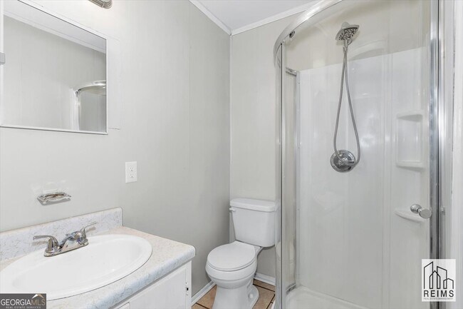 Building Photo - 1926 Howard Ave