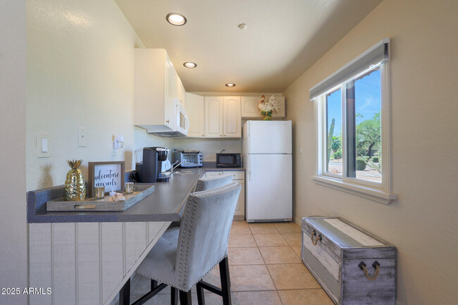 Building Photo - 10825 N 85th Pl