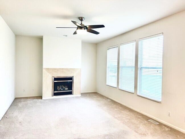 Building Photo - 16207 S St