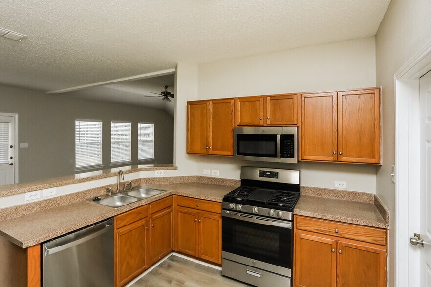 Building Photo - 2020 Aster Trail