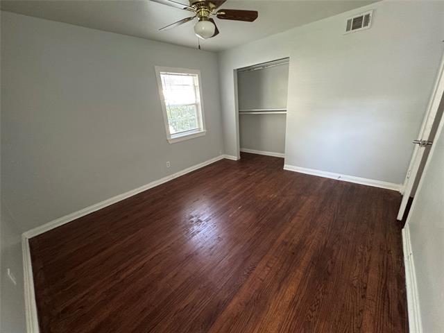 Building Photo - 2203 Tolosa Dr