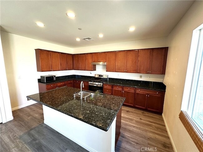 Building Photo - 15176 Sheridan Ct