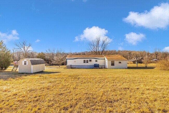 Building Photo - 5201 Amos Reeder Rd