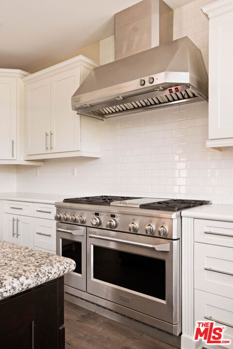 Building Photo - 5929 Spelthorne Ln