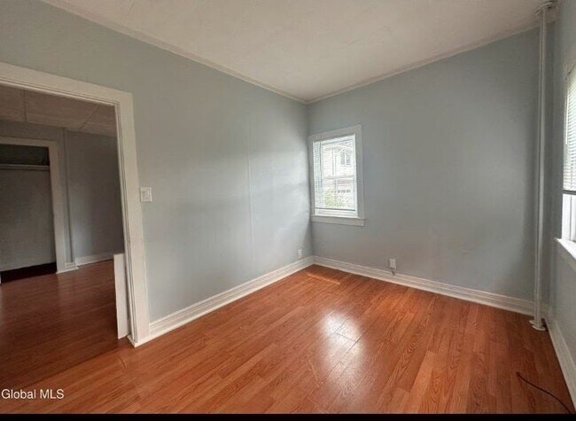 Building Photo - 45A Vly Rd