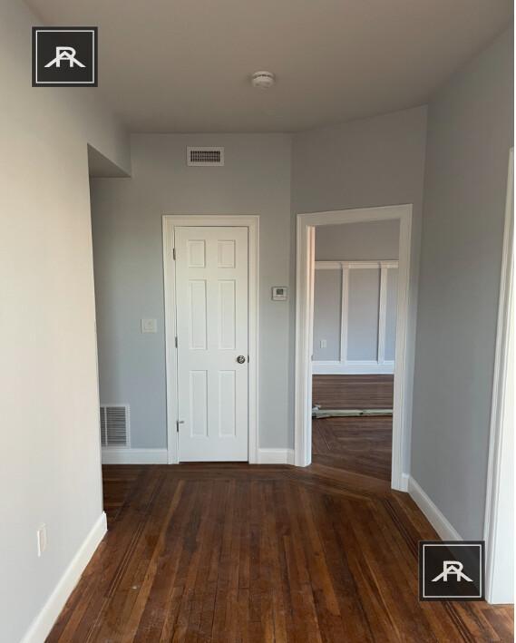 Building Photo - 3 bedroom in Brookline MA 02446