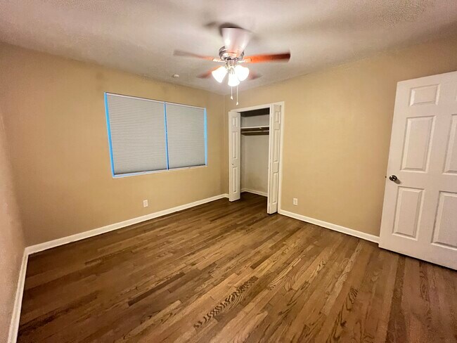 Building Photo - 3219 Fruitwood Ln