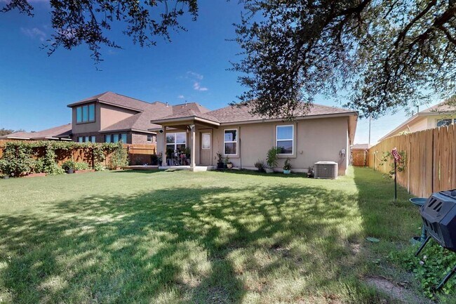 Building Photo - 112 Palo Duro Ct