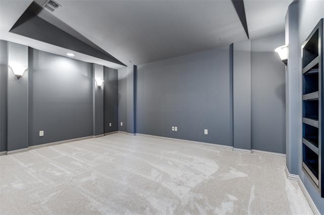 Building Photo - 8200 Craftsbury Ln