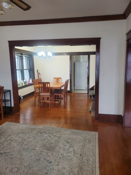 Living Rm & Dining Rm #2 - 1226 Blaine Ave