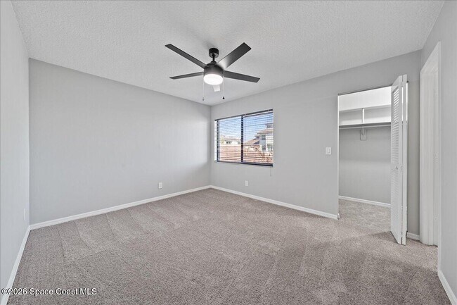 Building Photo - 1251 Beachside Ln