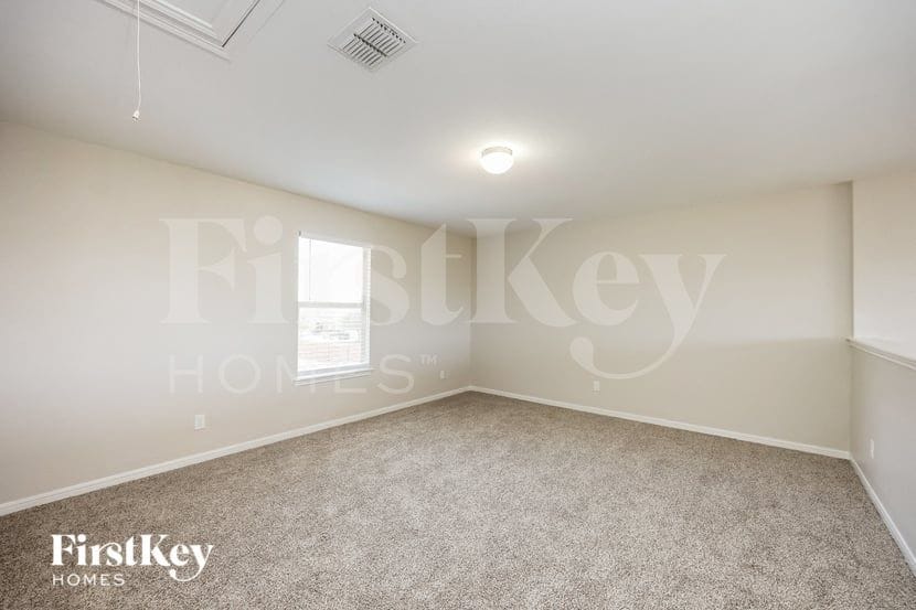 Building Photo - 10711 Ranchland Fox