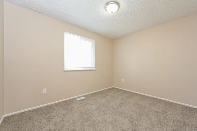 Building Photo - 15897 E Amherst Pl