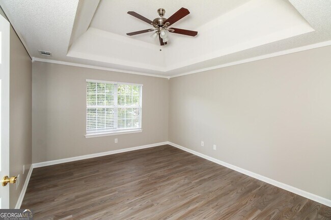 Building Photo - 7550 Sugarcreek Dr