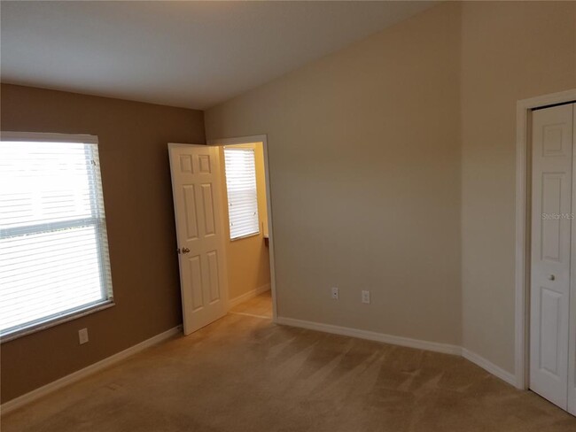 Building Photo - 12610 Carlby Cir