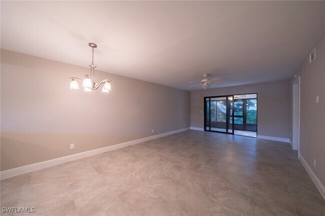 Building Photo - 17456 Woodland Trace Dr