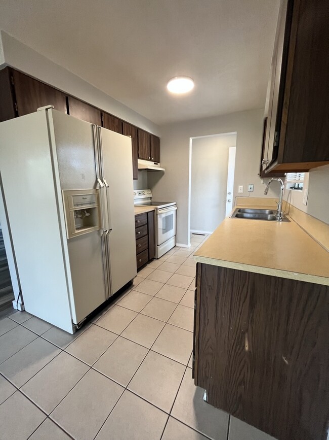 Building Photo - 507 Tindall Ave
