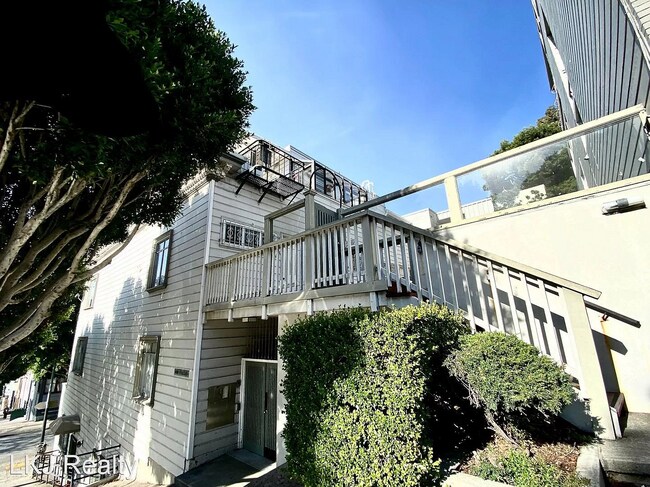 Building Photo - 480 Vallejo