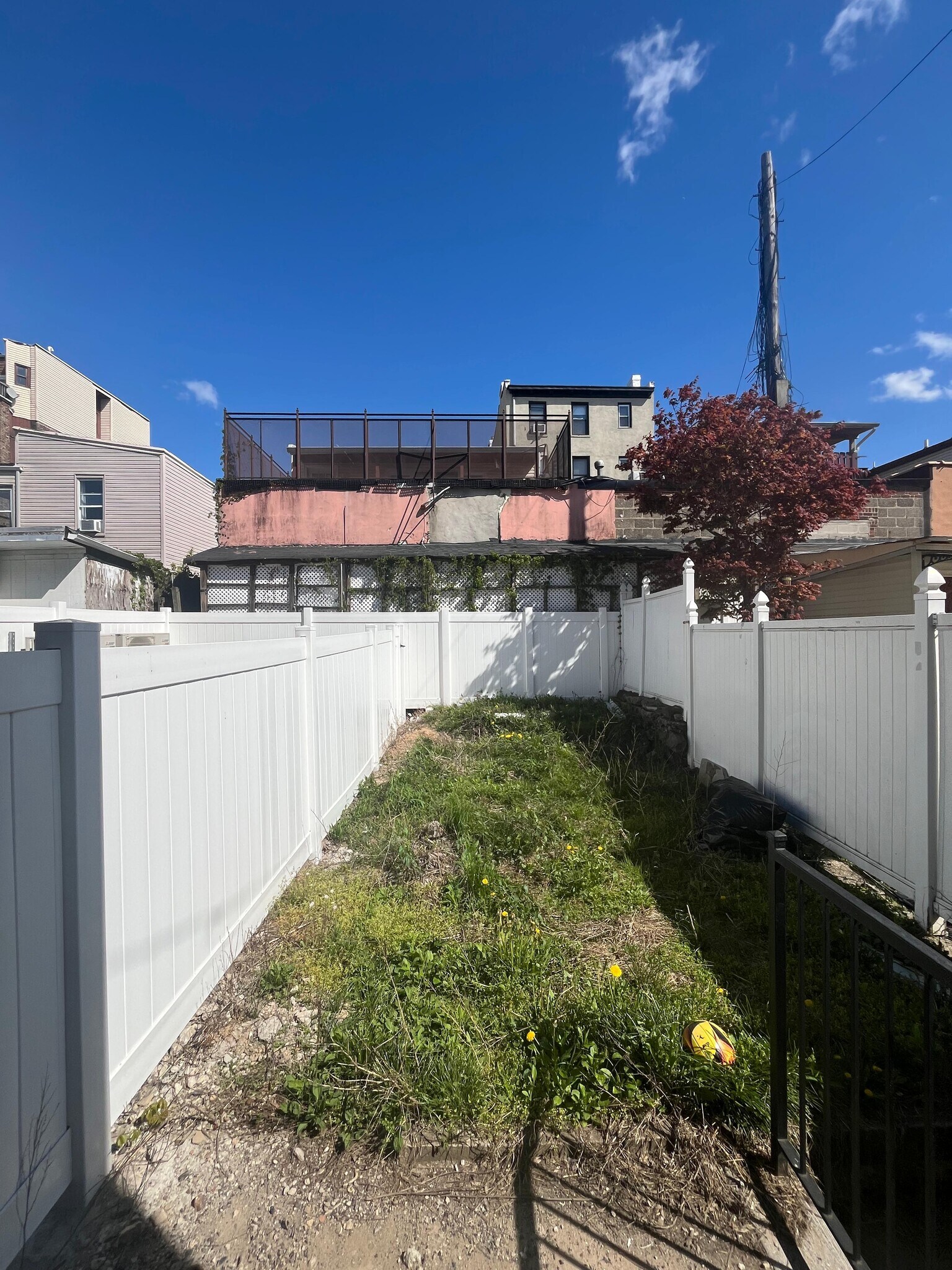 Building Photo - 172 New York Ave