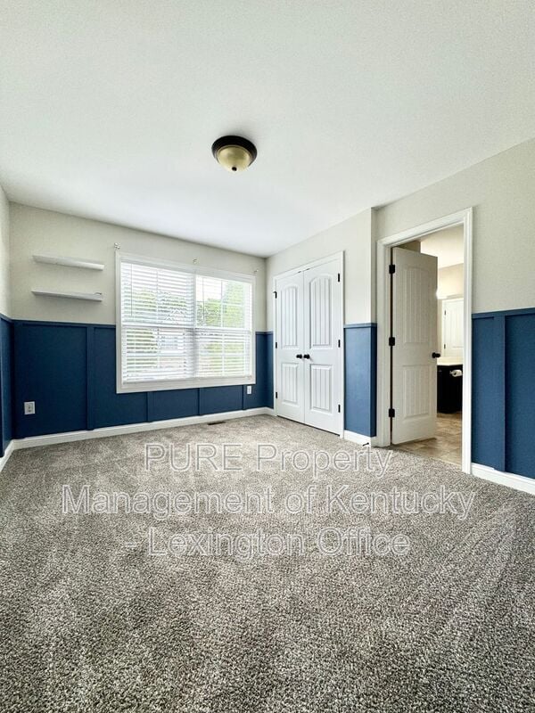 Building Photo - 2056 Drummond Dr