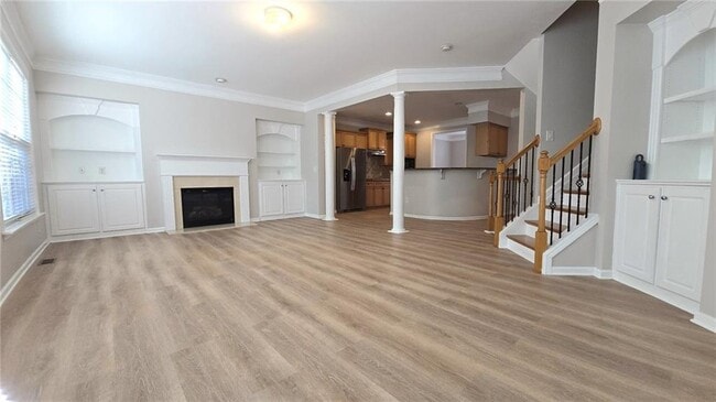 Building Photo - 6099 Prestwood Dr