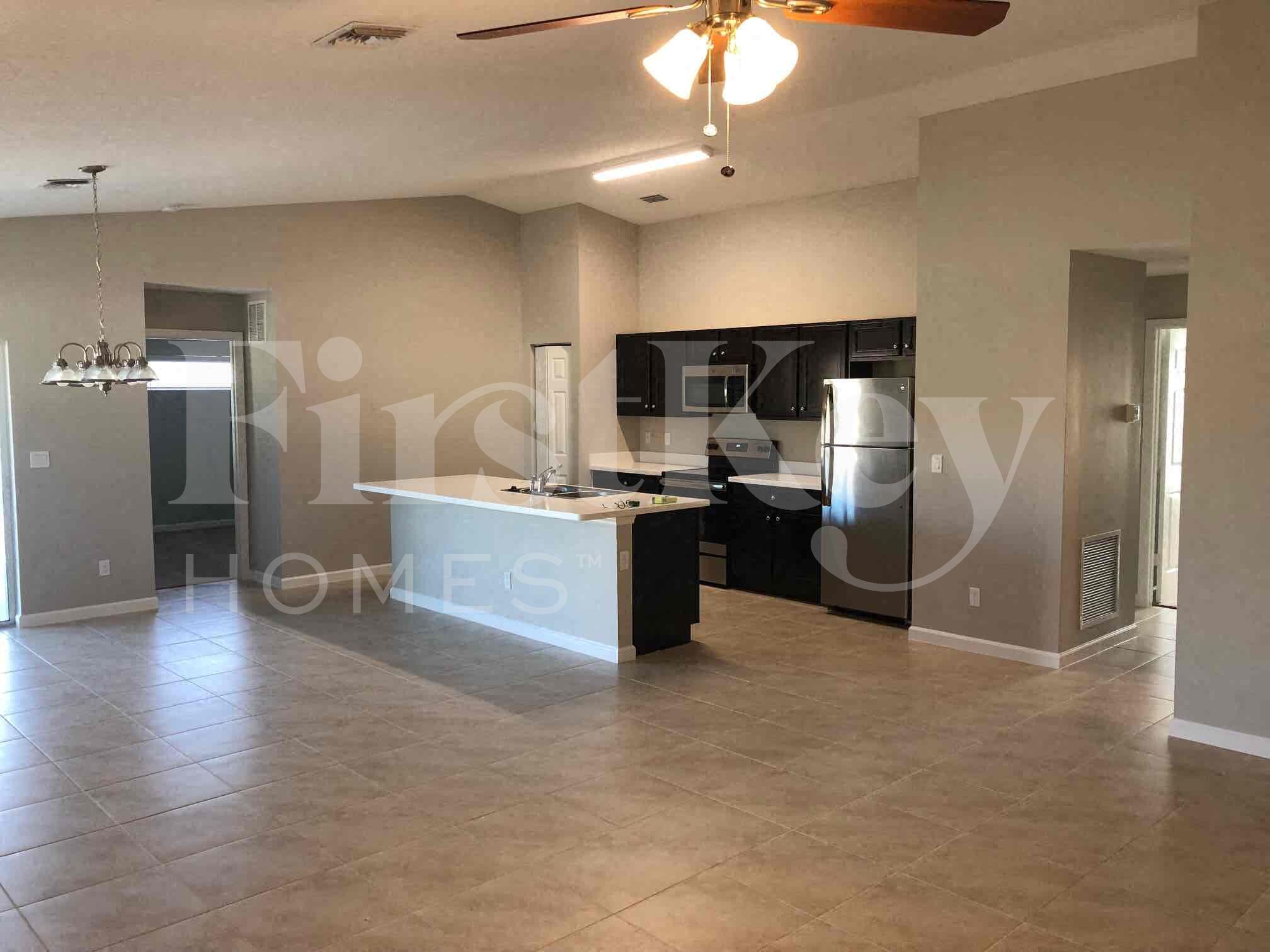 Building Photo - 1773 SW Cannon Ave