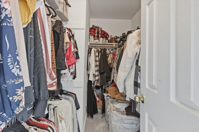 Building Photo - 20502 Morningside Terrace