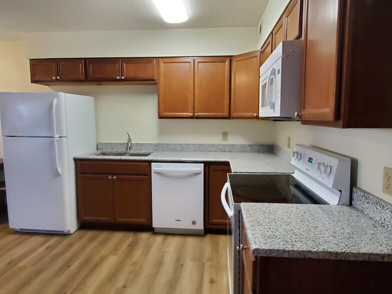 303 Kitchen - 705 S 1st St