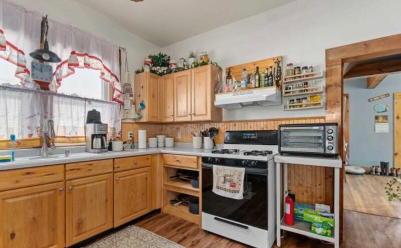 Building Photo - 111 21st St