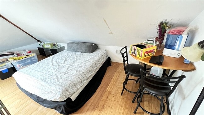 Building Photo - 3 Mill St Ct