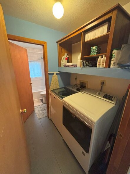 Building Photo - 456 Copperdale Ln
