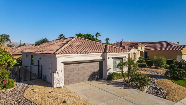 Building Photo - 42222 Revere St