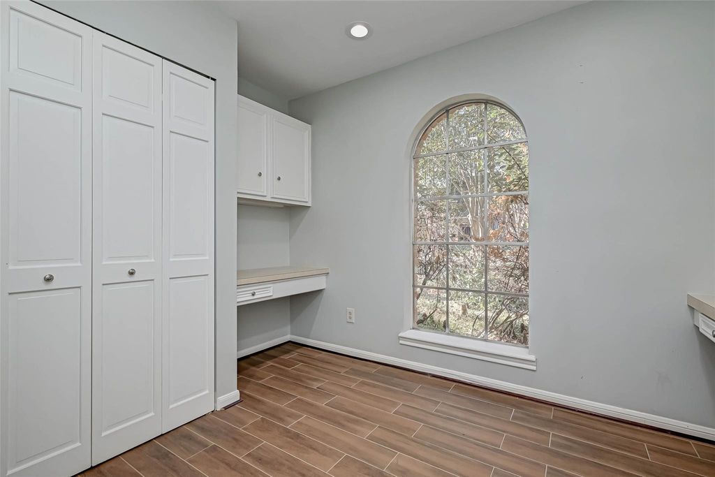 Building Photo - 1903 Wagon Gap Trl