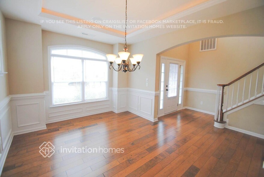 Building Photo - 8317 Willow Branch Dr