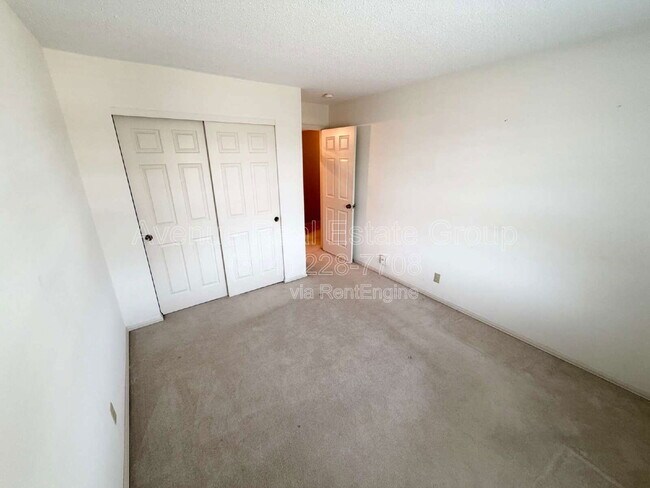 Building Photo - 312 Clayton Xing Dr