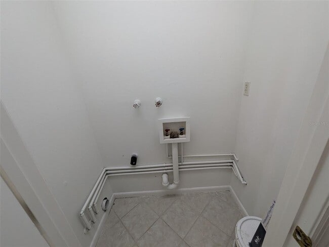 Building Photo - 450 Cherrywood Gardens Dr