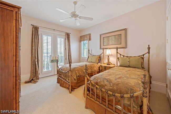 Building Photo - 4661 Via Ravenna