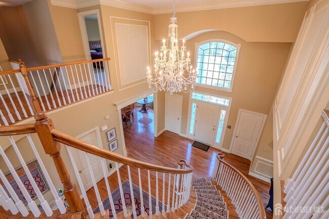 Building Photo - 19 Meadowlark Dr