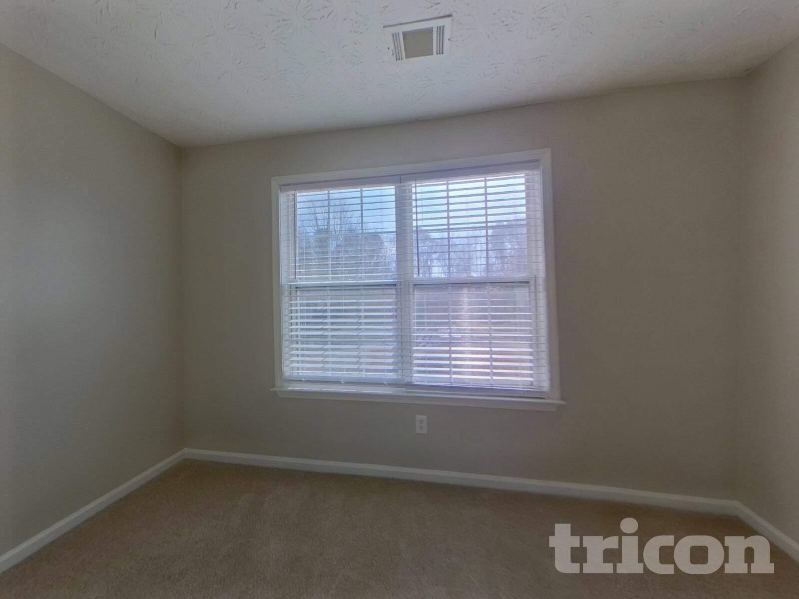 Building Photo - 3575 Wake Robin Way