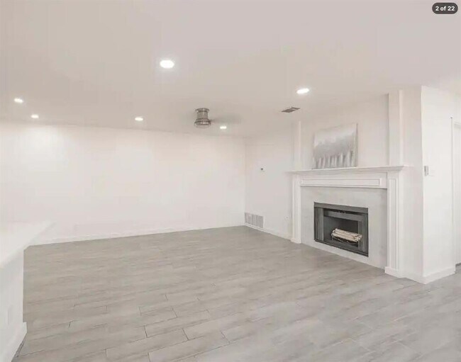 Building Photo - 303 Fantail Loop